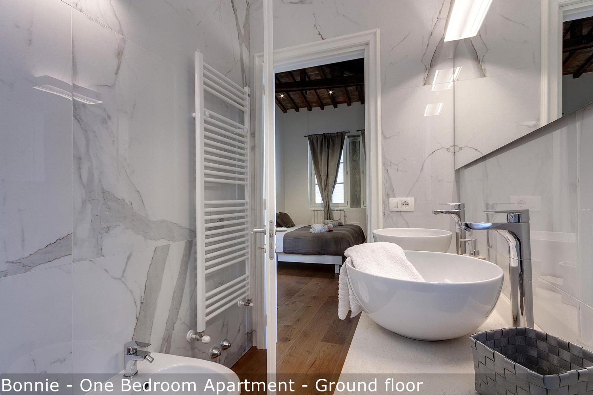 Bonnie - Clyde - Marvin Apartments By Mamo Florence Kamer foto